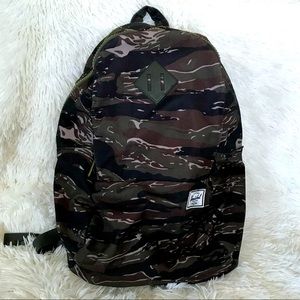 Herschel Supply Company Nelson Backpack in Camo Print
